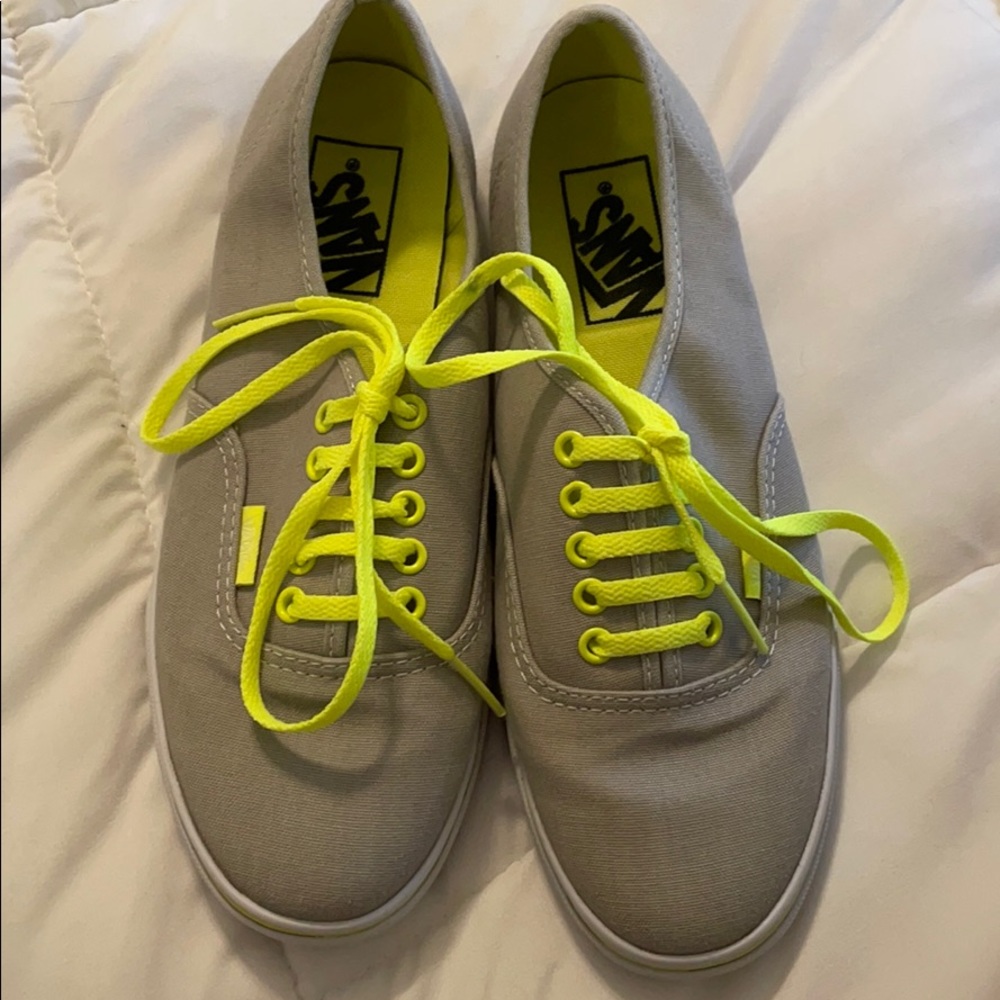 Vans Era shoes